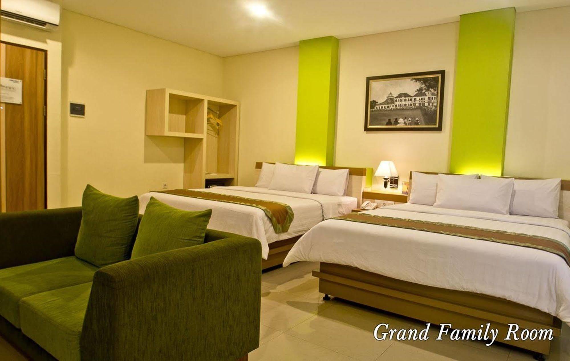 De Batara Hotel Μπαντούνγκ Εξωτερικό φωτογραφία